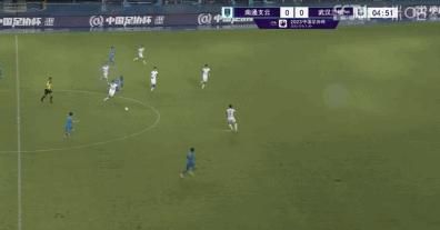 第82分钟，弗洛西诺尼扳回一城！